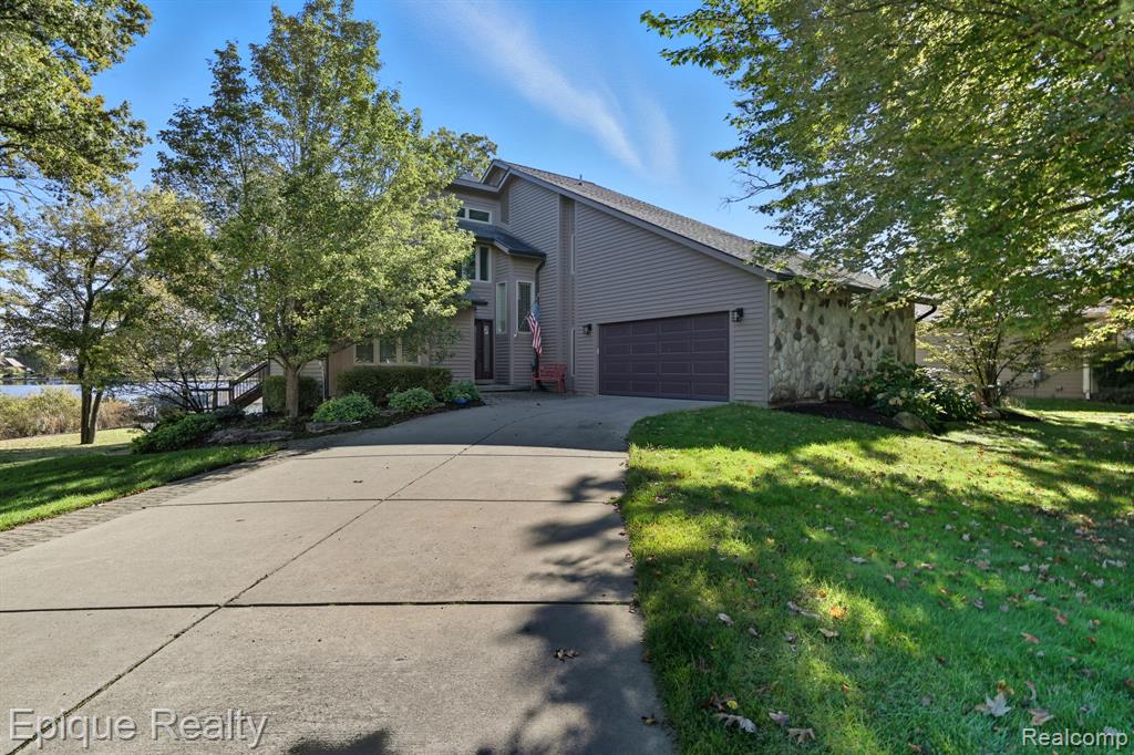 239 Pine Tree Road