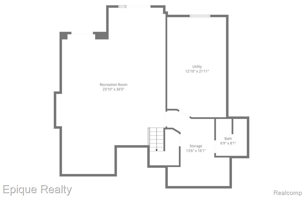 239 Pine Tree Road
