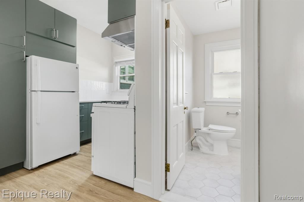 333 Woodward Avenue # 3