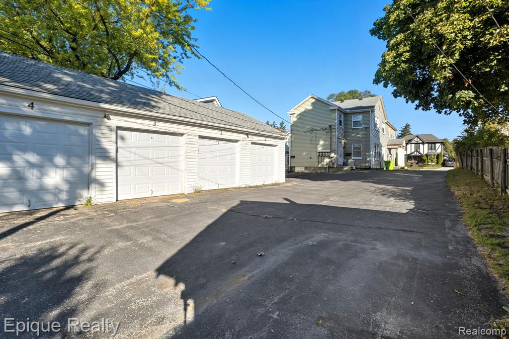 333 Woodward Avenue # 3