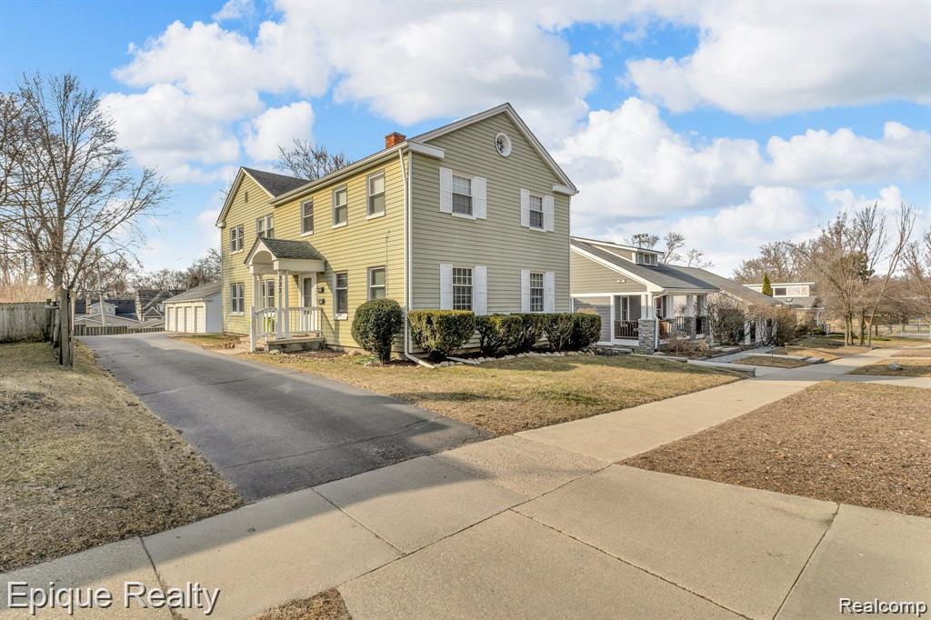 333 Woodward Avenue # 3