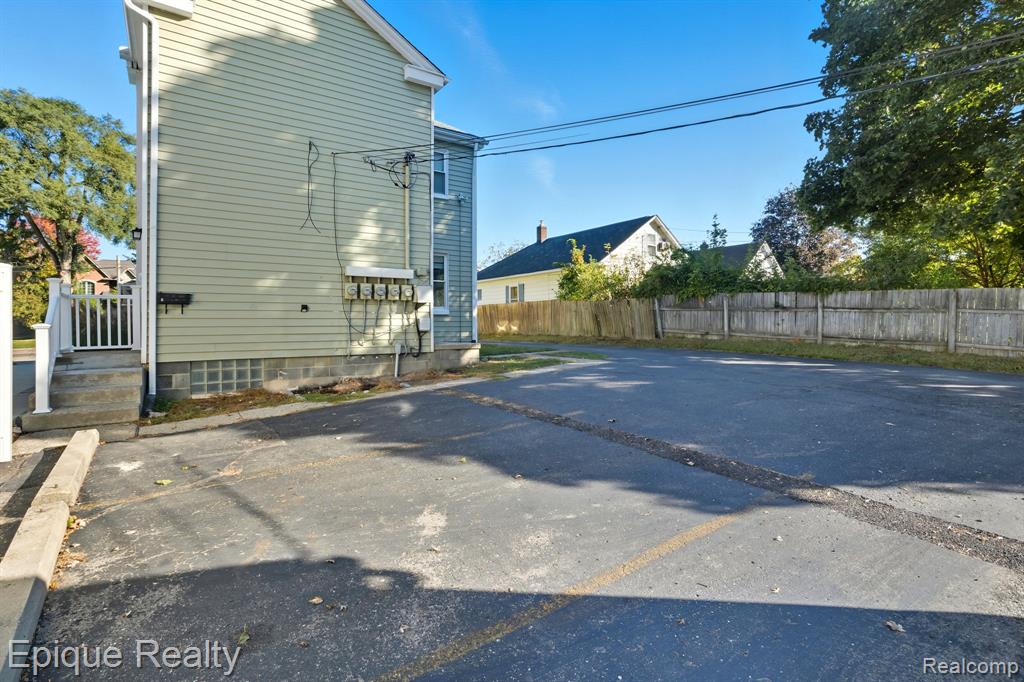 333 Woodward Avenue # 3