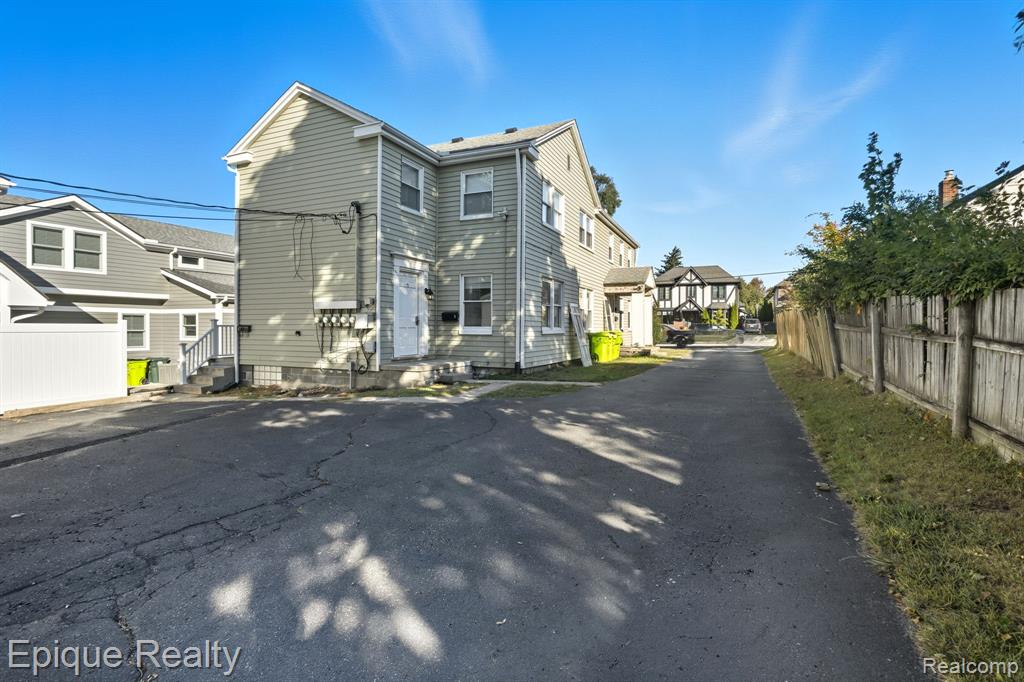 333 Woodward Avenue # 3