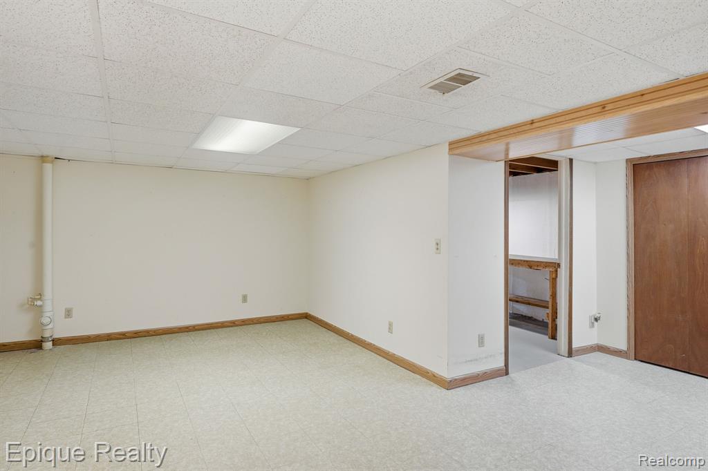 1340 Leisure Drive