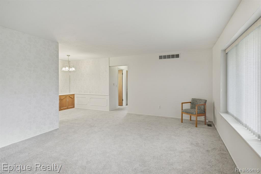 1340 Leisure Drive