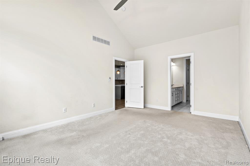 3090 N Spurway Drive