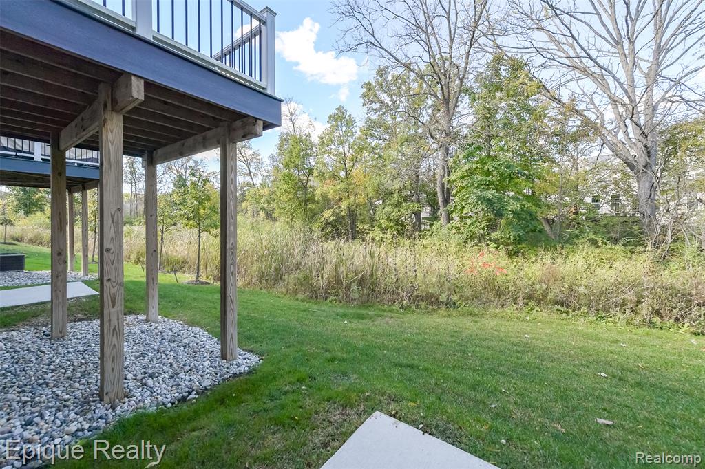 3090 N Spurway Drive