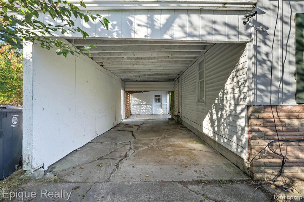1329 Huron Street