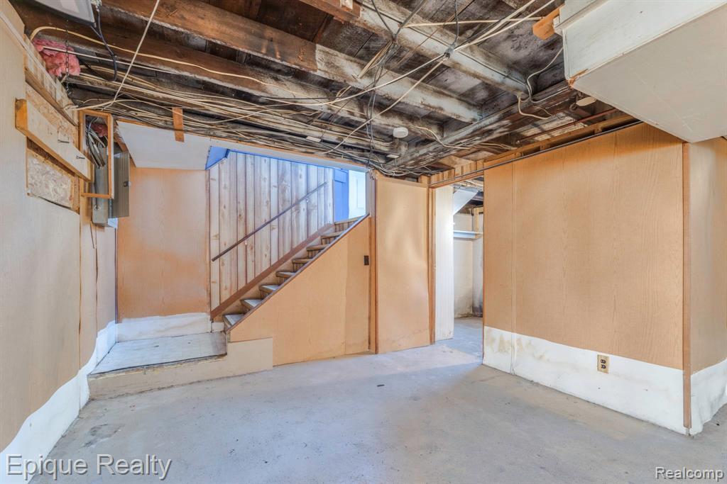 1433 Poplar Street