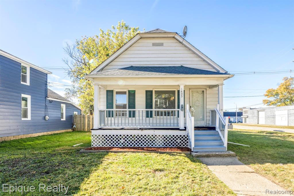 1433 Poplar Street