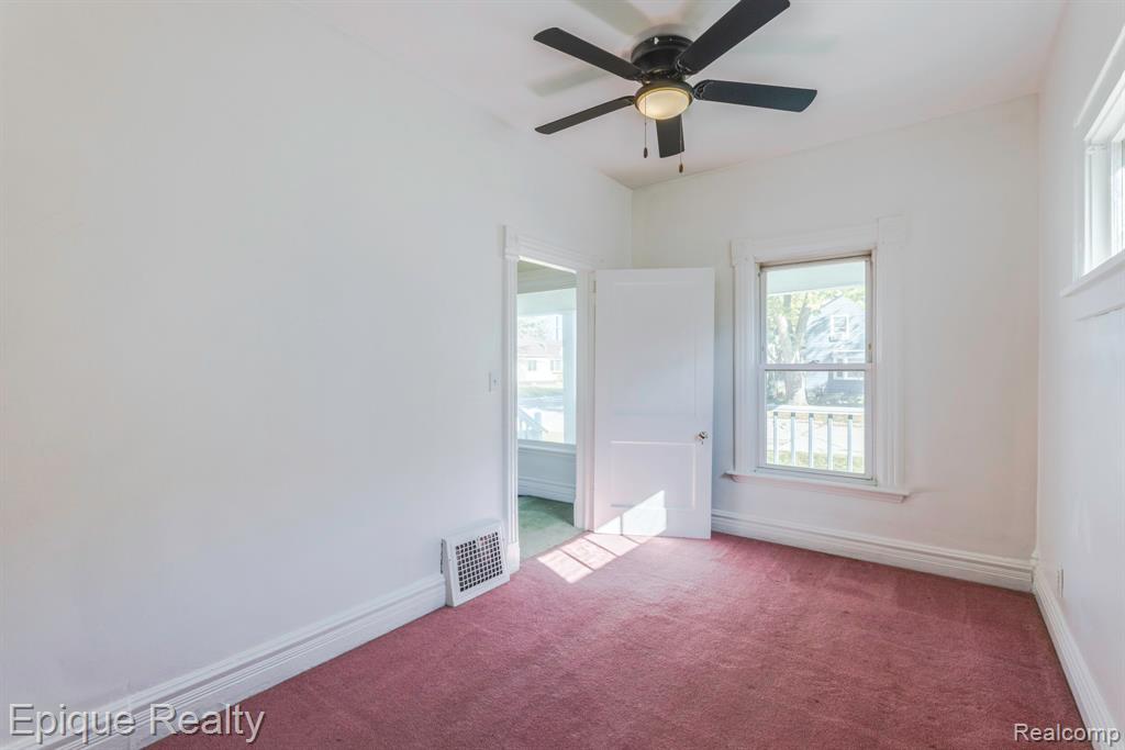 1433 Poplar Street