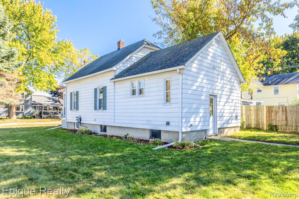 1433 Poplar Street
