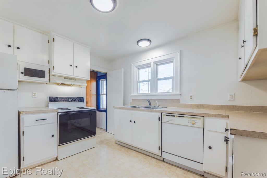 1433 Poplar Street