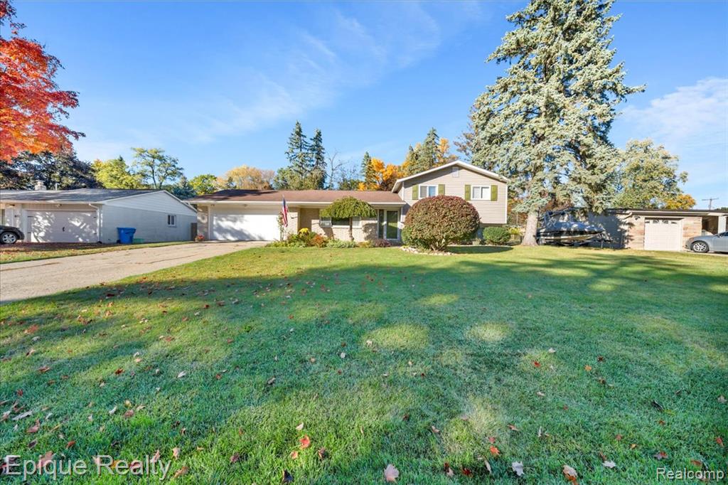 8156 Kenwick Drive