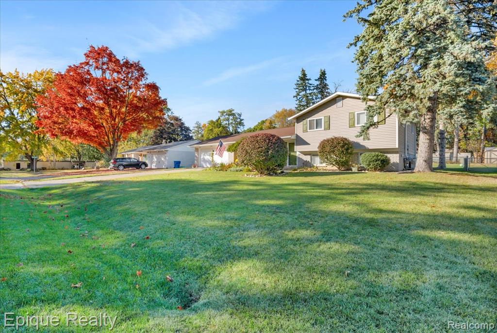 8156 Kenwick Drive