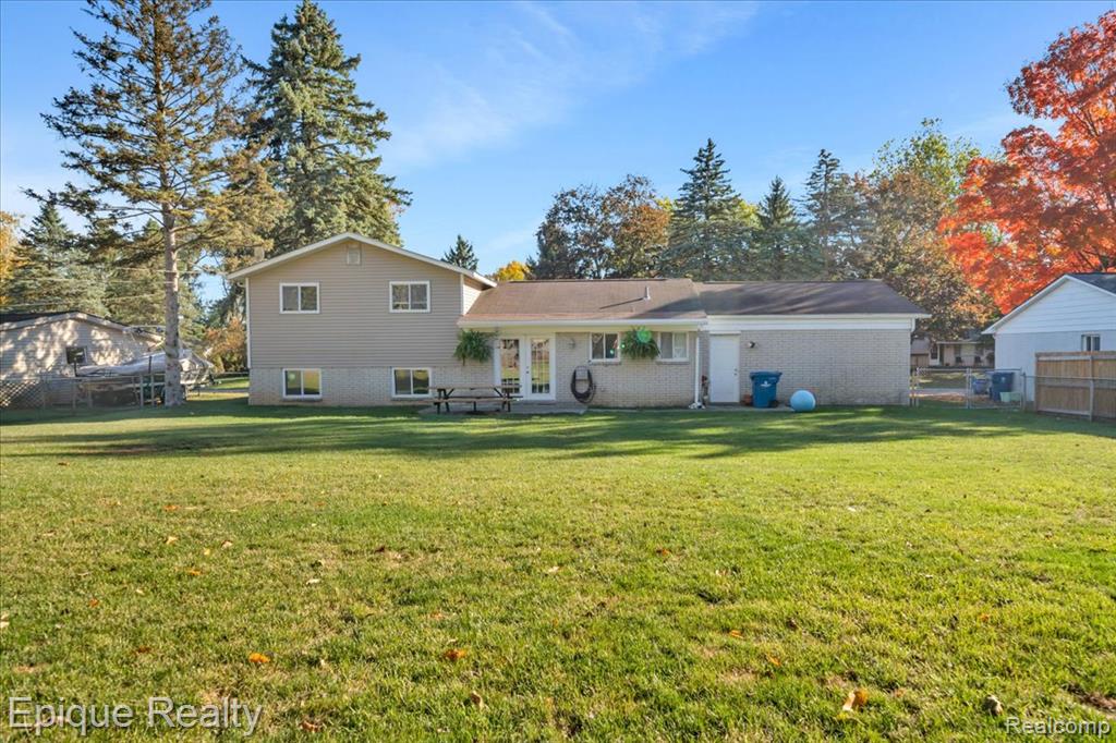 8156 Kenwick Drive