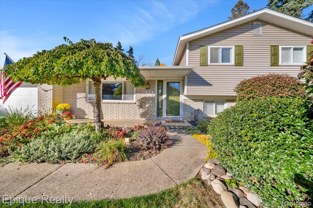 8156 Kenwick Drive