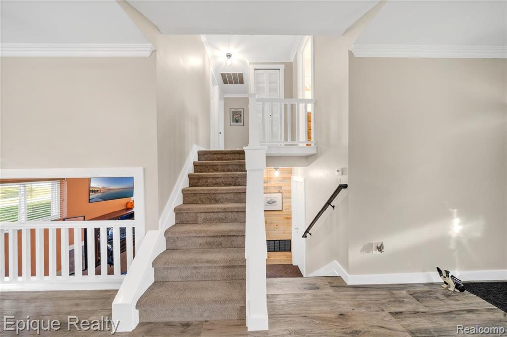 8156 Kenwick Drive
