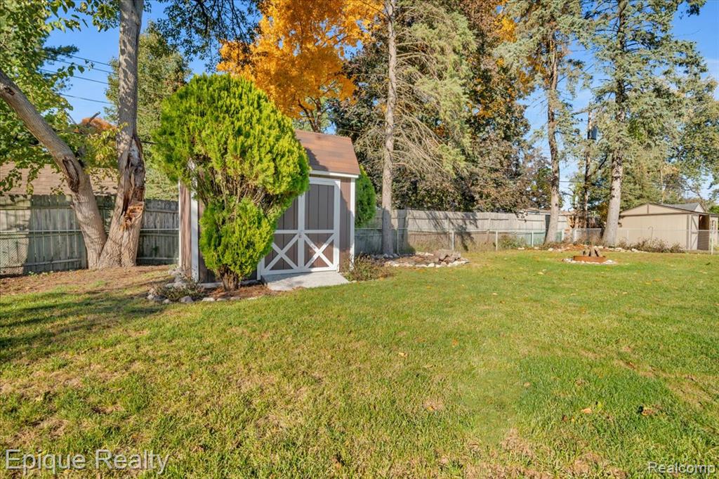 8156 Kenwick Drive