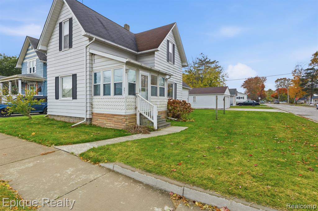 251 N 2nd Street