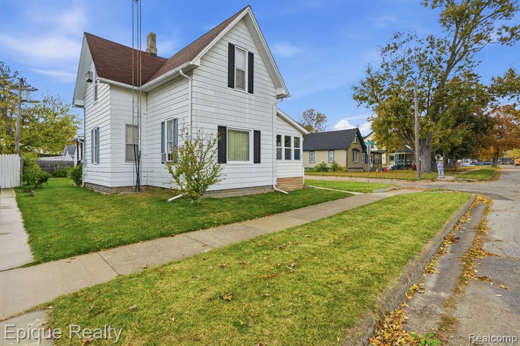 251 N 2nd Street