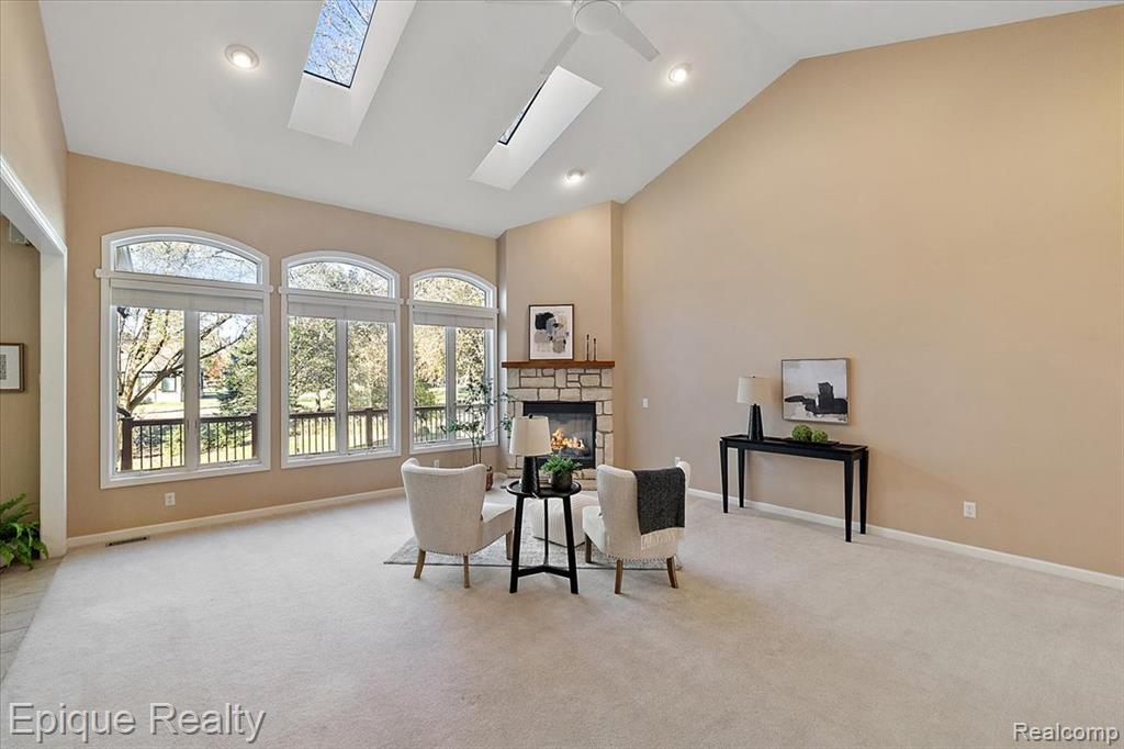 374 Oakbridge Drive