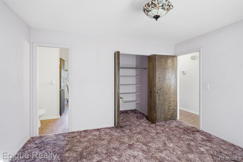 10208 Reid Road