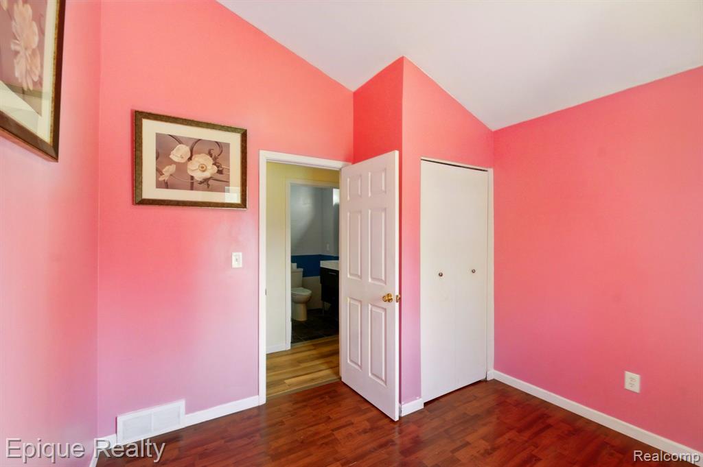 188 N Avery Road