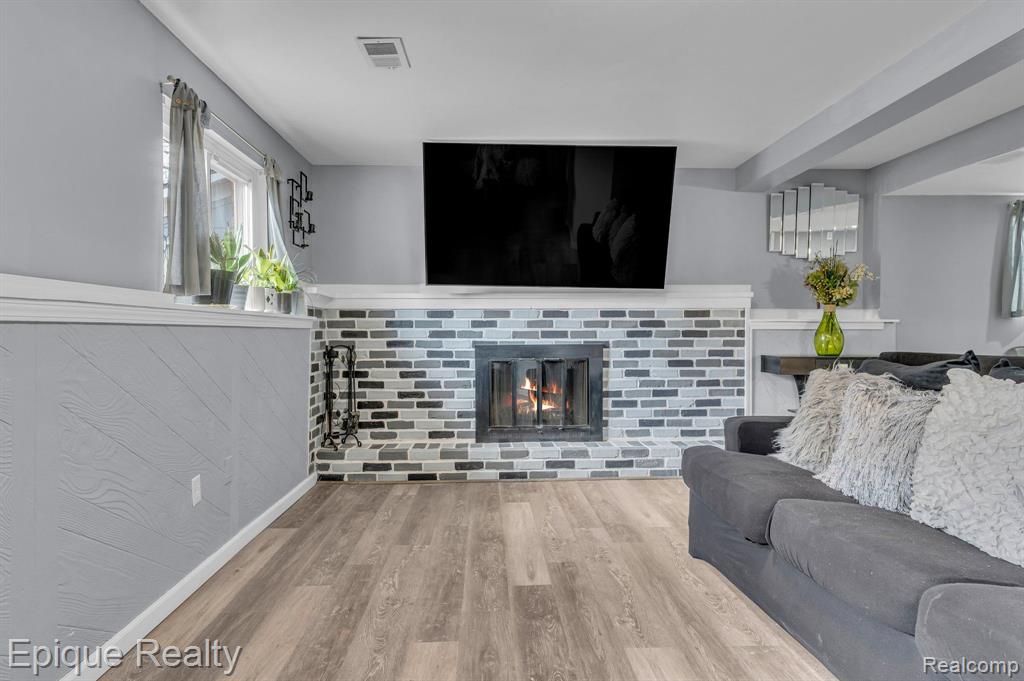 188 N Avery Road
