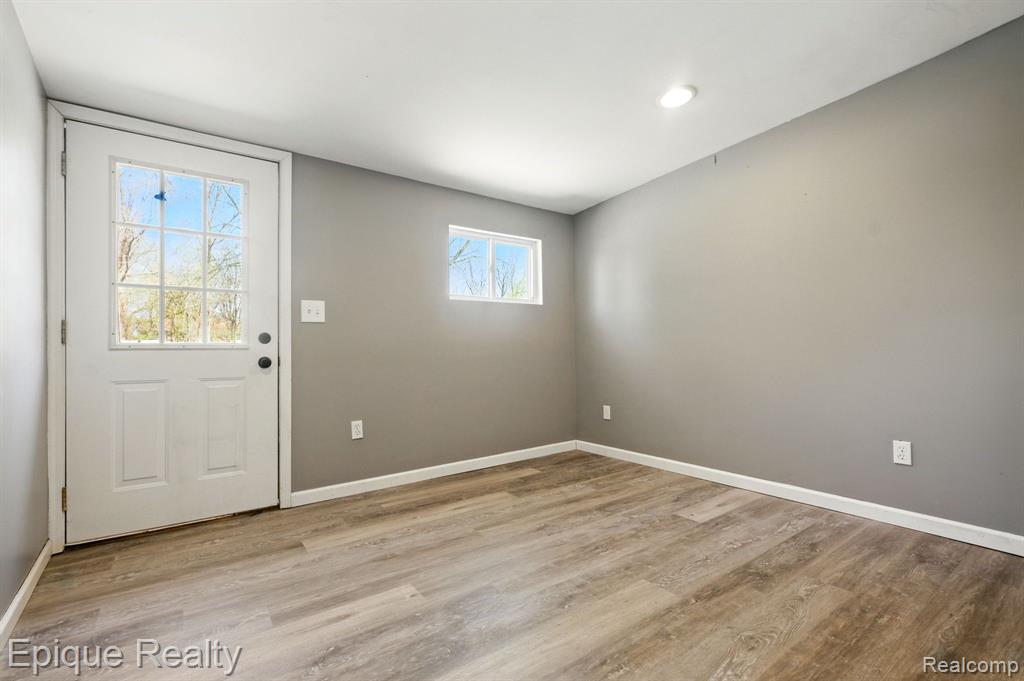 188 N Avery Road