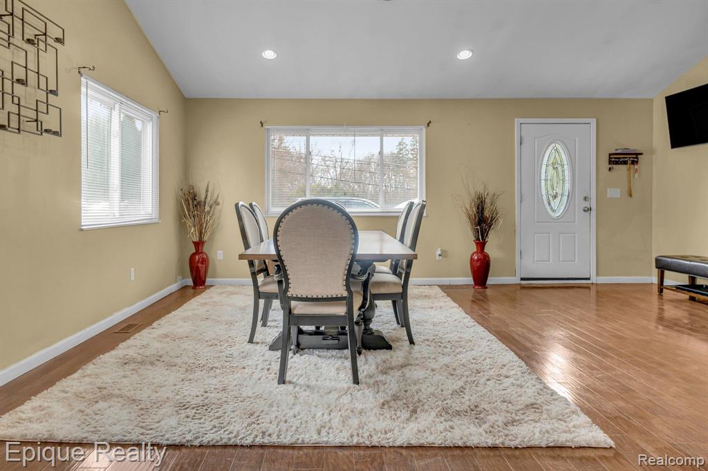 188 N Avery Road