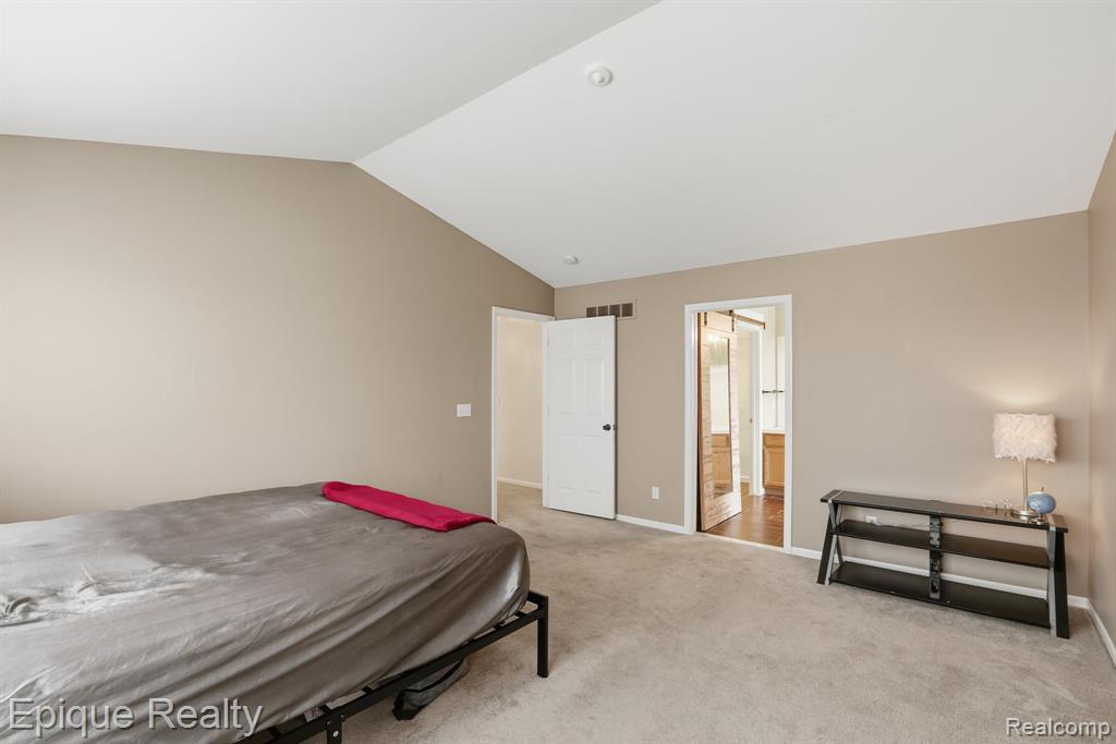 755 Lacosta Court