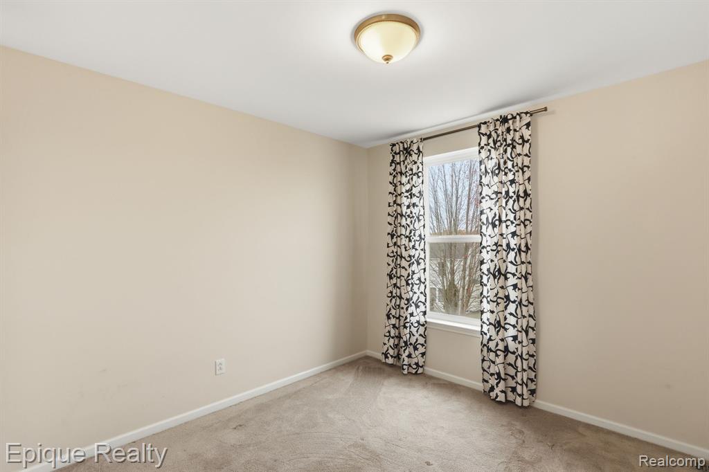755 Lacosta Court