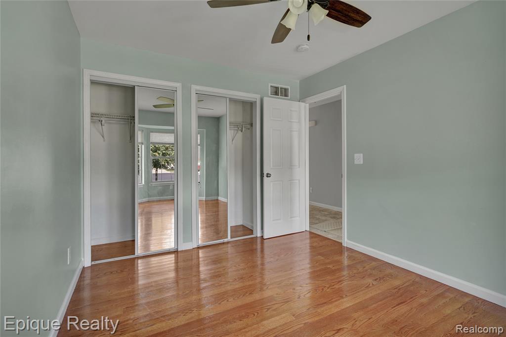 1920 Kenneth F Brown Court