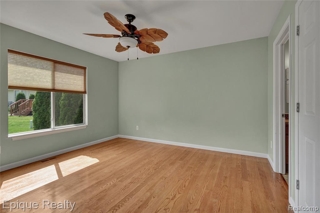 1920 Kenneth F Brown Court
