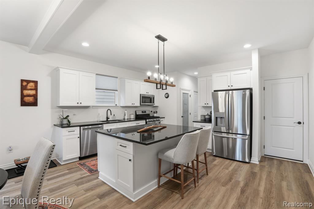 27651 Mary Jane Lane