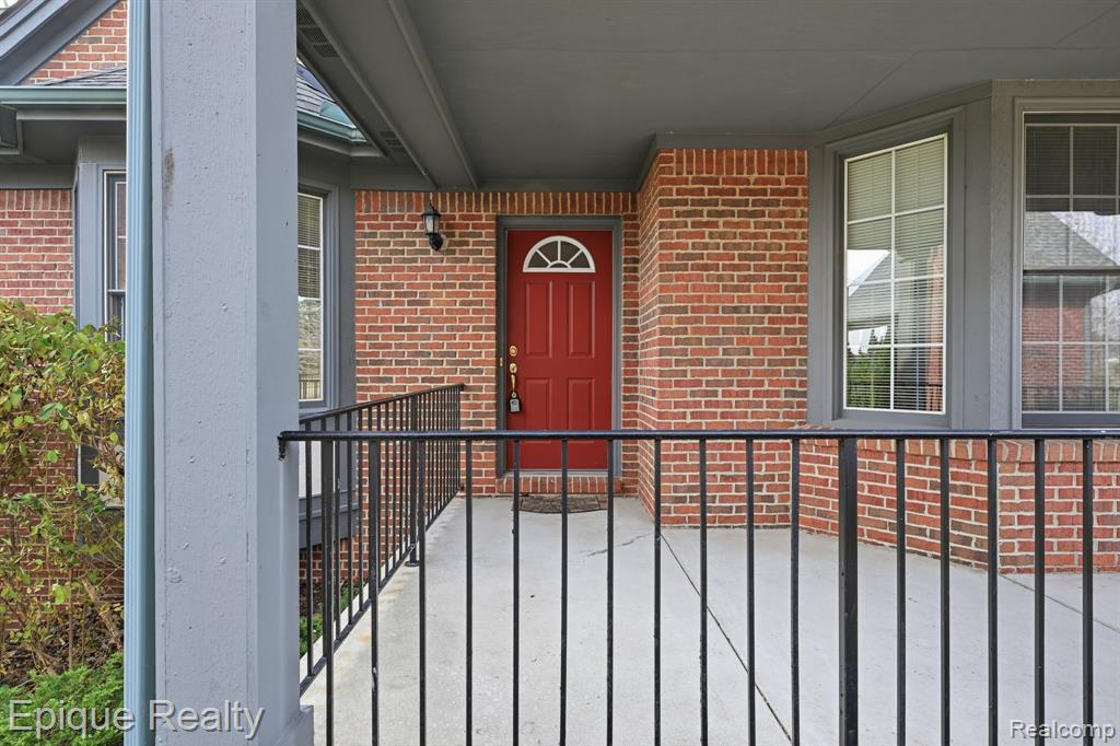 115 Sandhills Lane