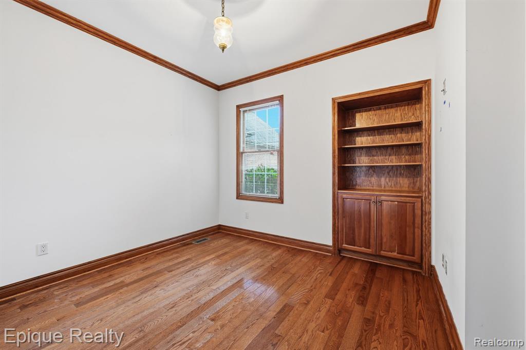 115 Sandhills Lane