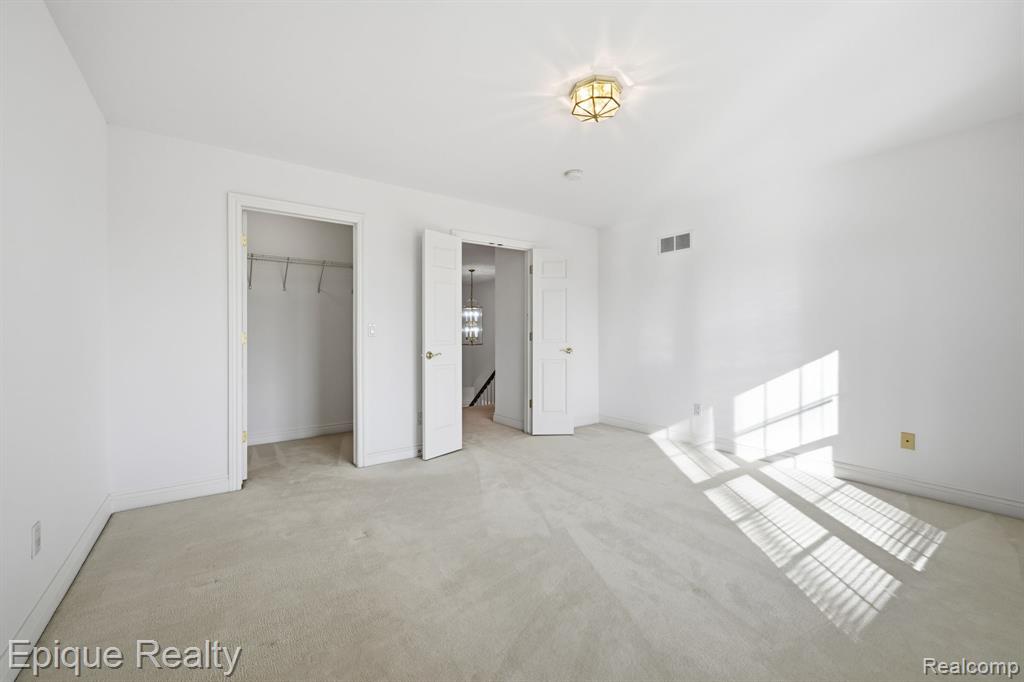 115 Sandhills Lane