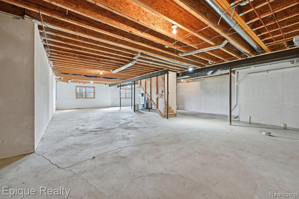 115 Sandhills Lane