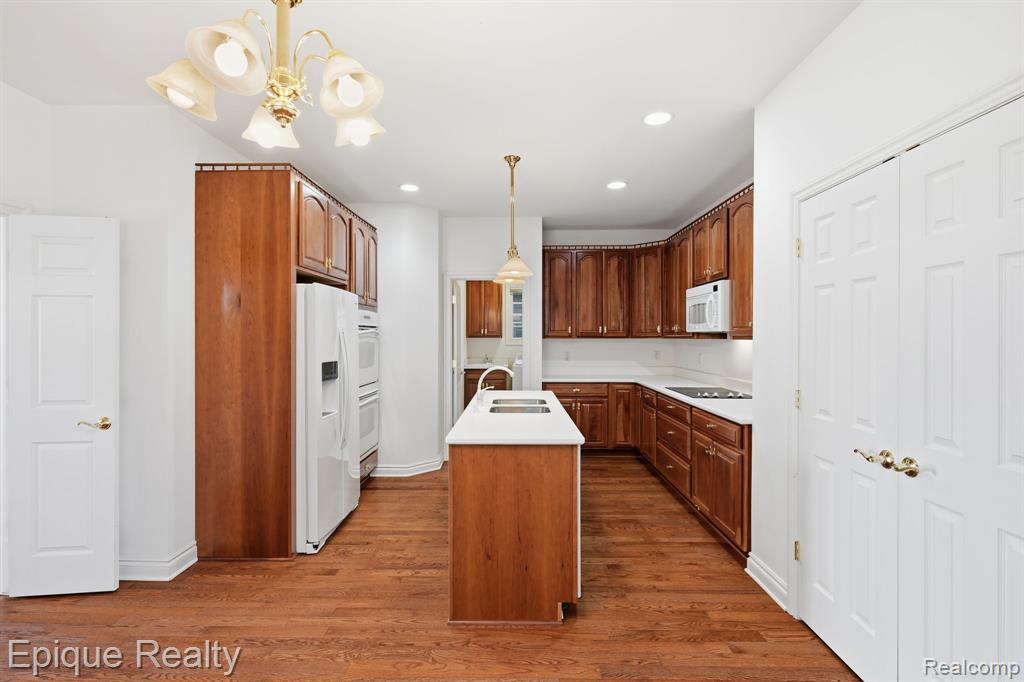 115 Sandhills Lane