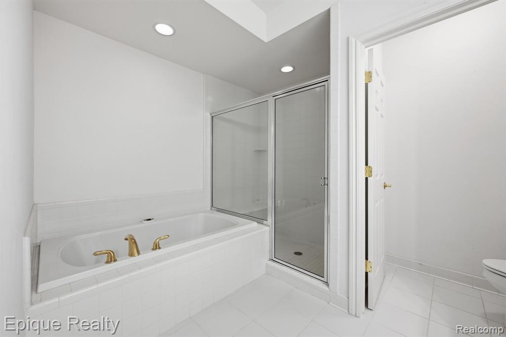 115 Sandhills Lane