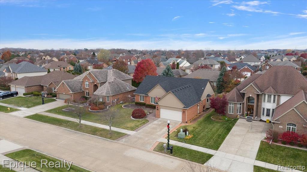 48309 Tecumseh Drive