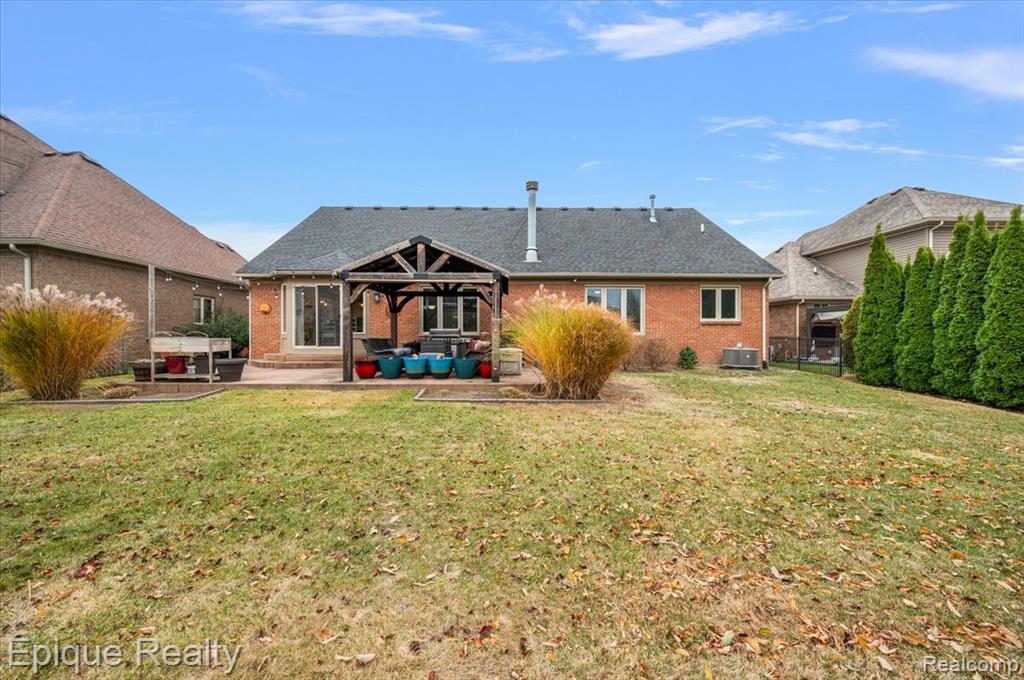 48309 Tecumseh Drive