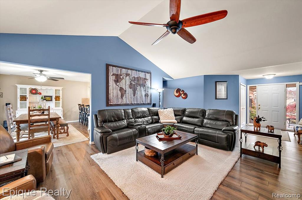 48309 Tecumseh Drive