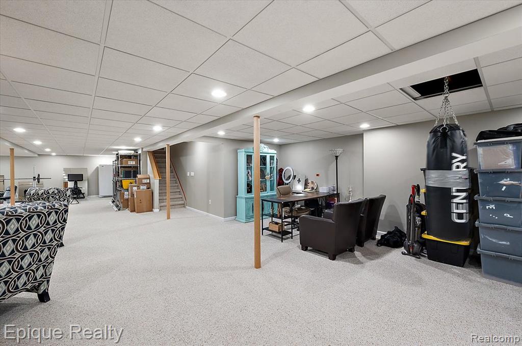 48309 Tecumseh Drive