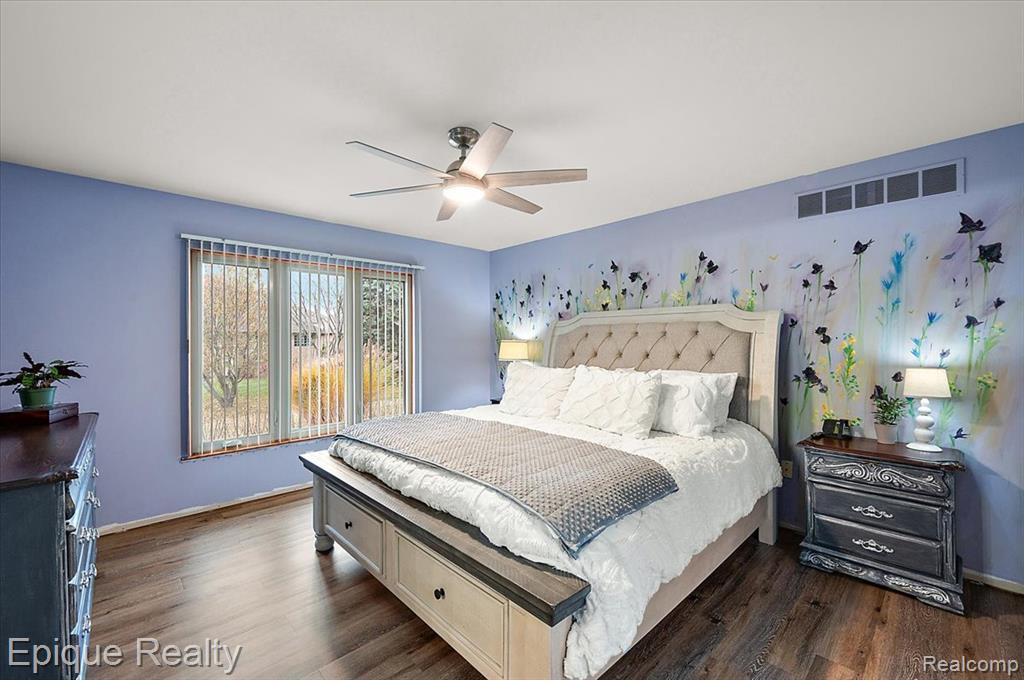 48309 Tecumseh Drive