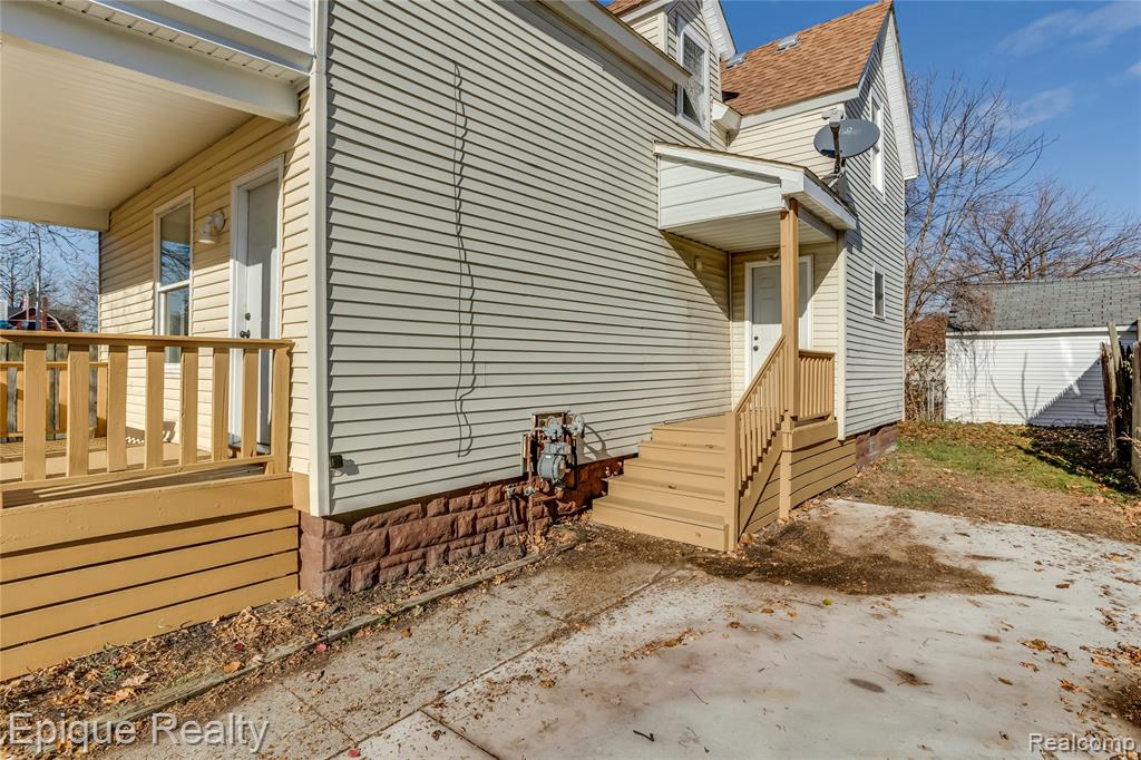 711 Stanton Street
