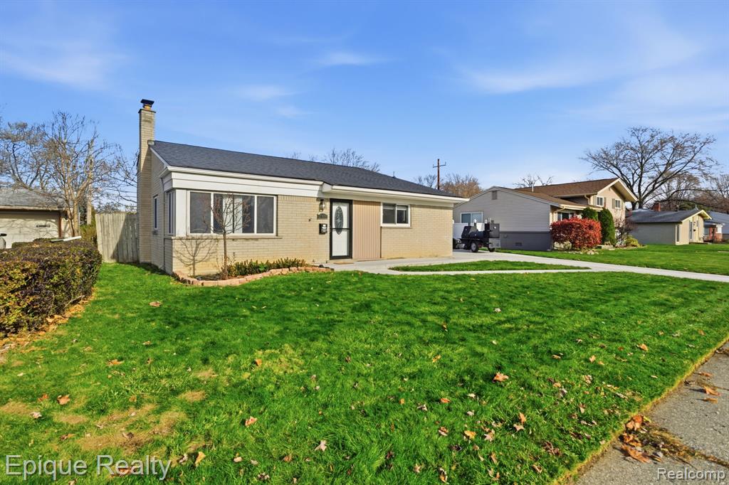 20413 Caniff Street
