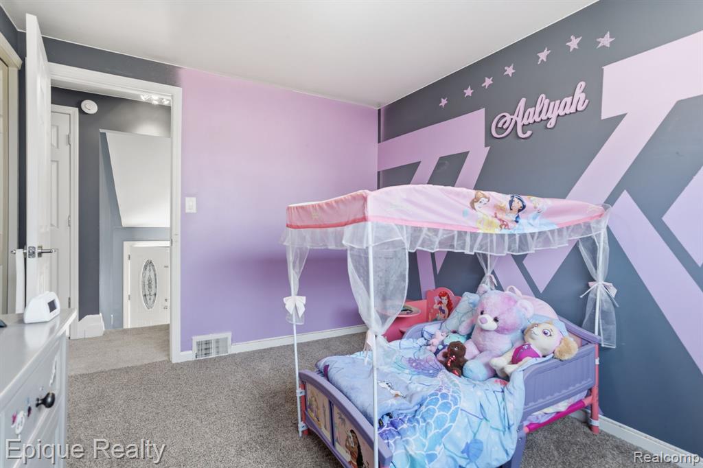 20413 Caniff Street